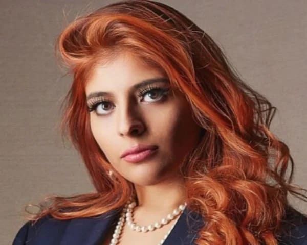 Juliette N., Characters.io performer in Houston