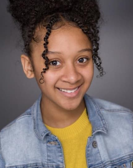 Leila R., Characters.io performer in Houston