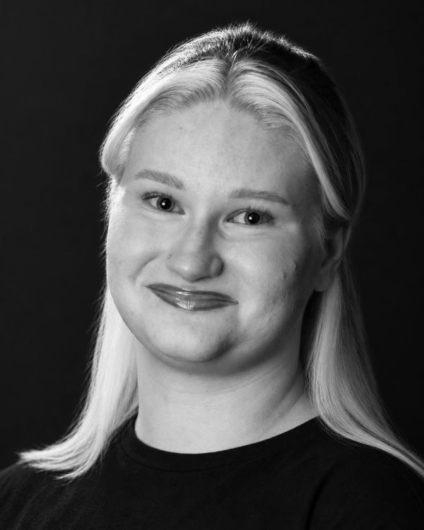 Zoe R., Characters.io performer in Houston