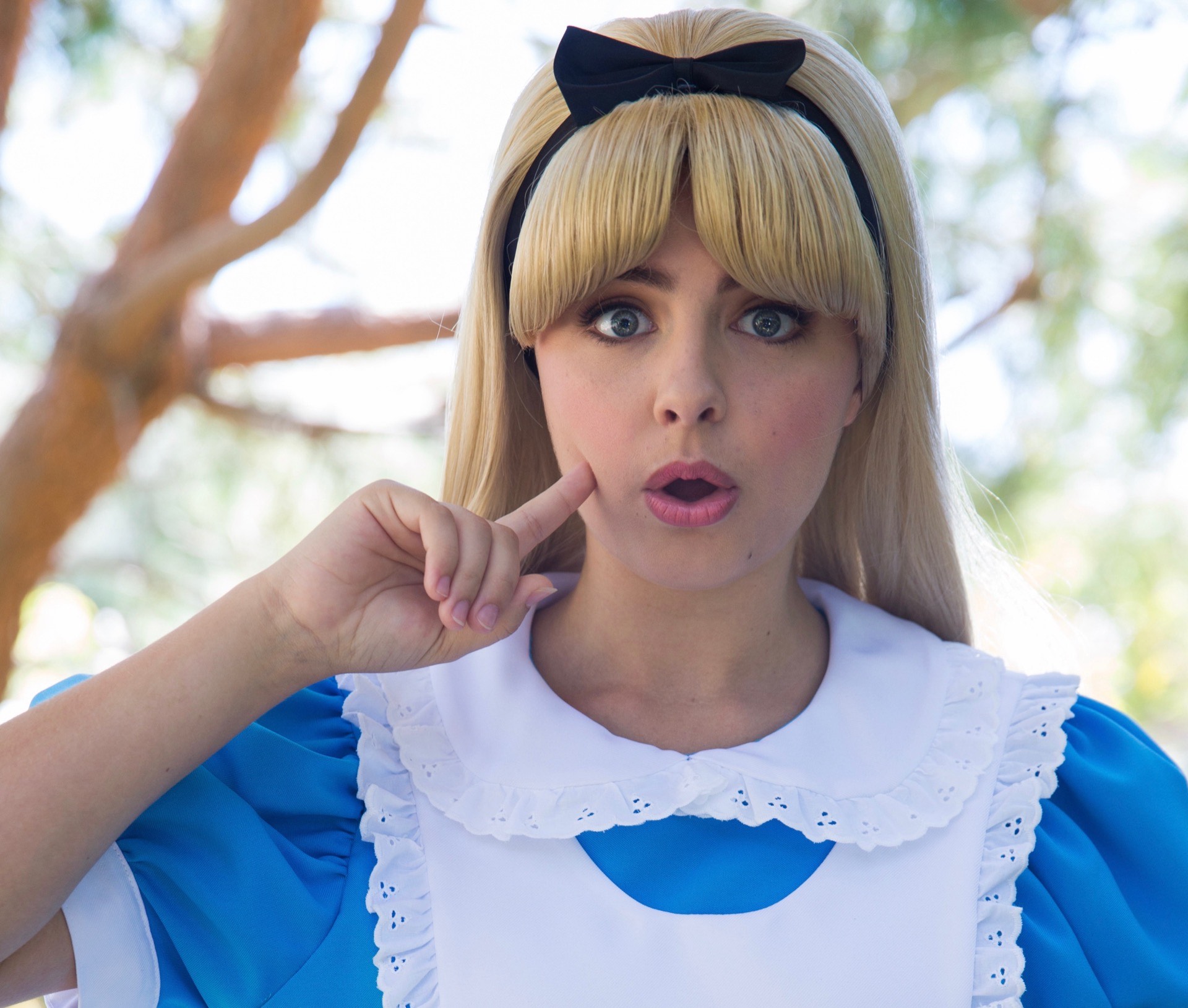Alice in Wonderland party character
