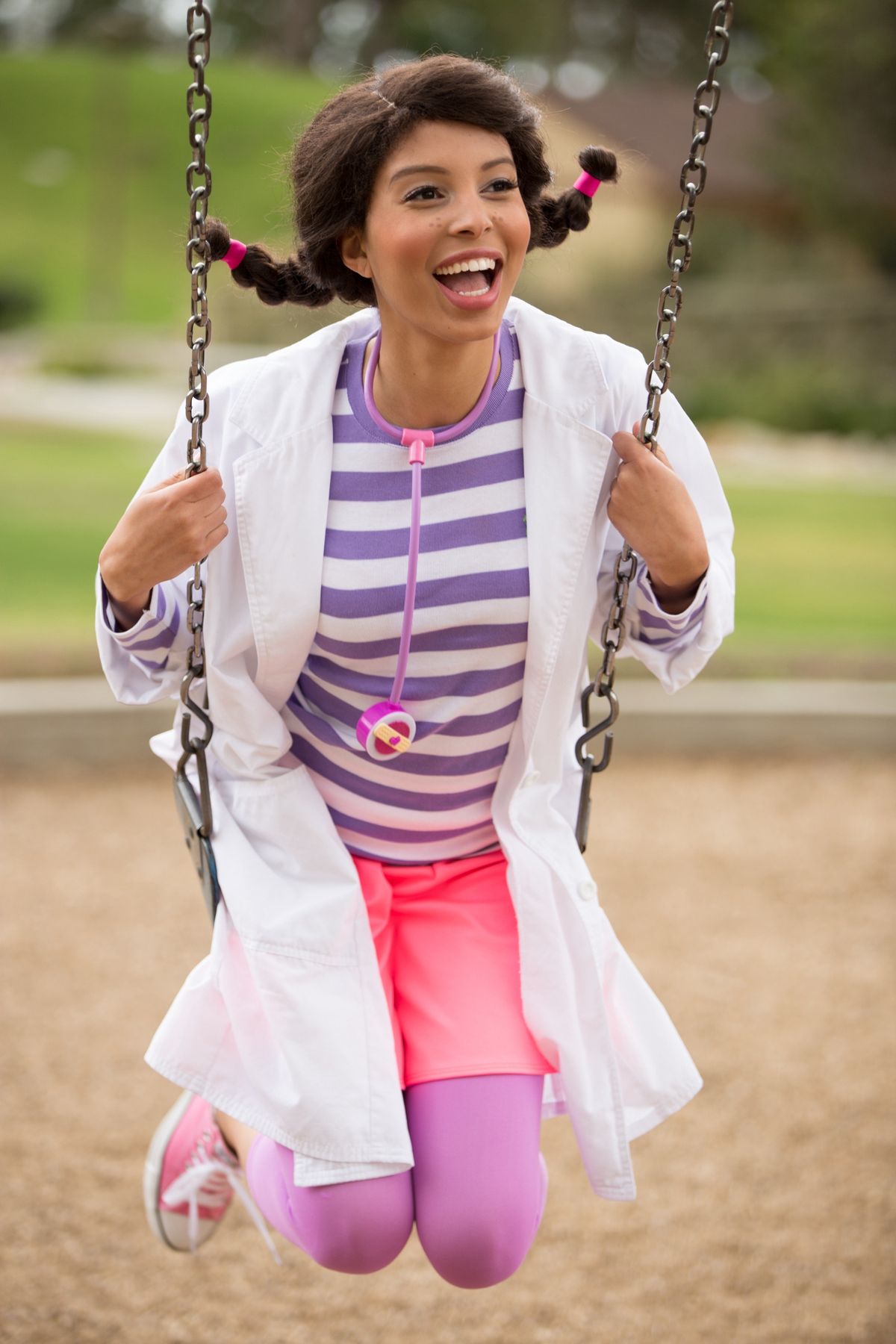 Hire Doc McStuffins for birthday parties - Junior toy doctor character performer