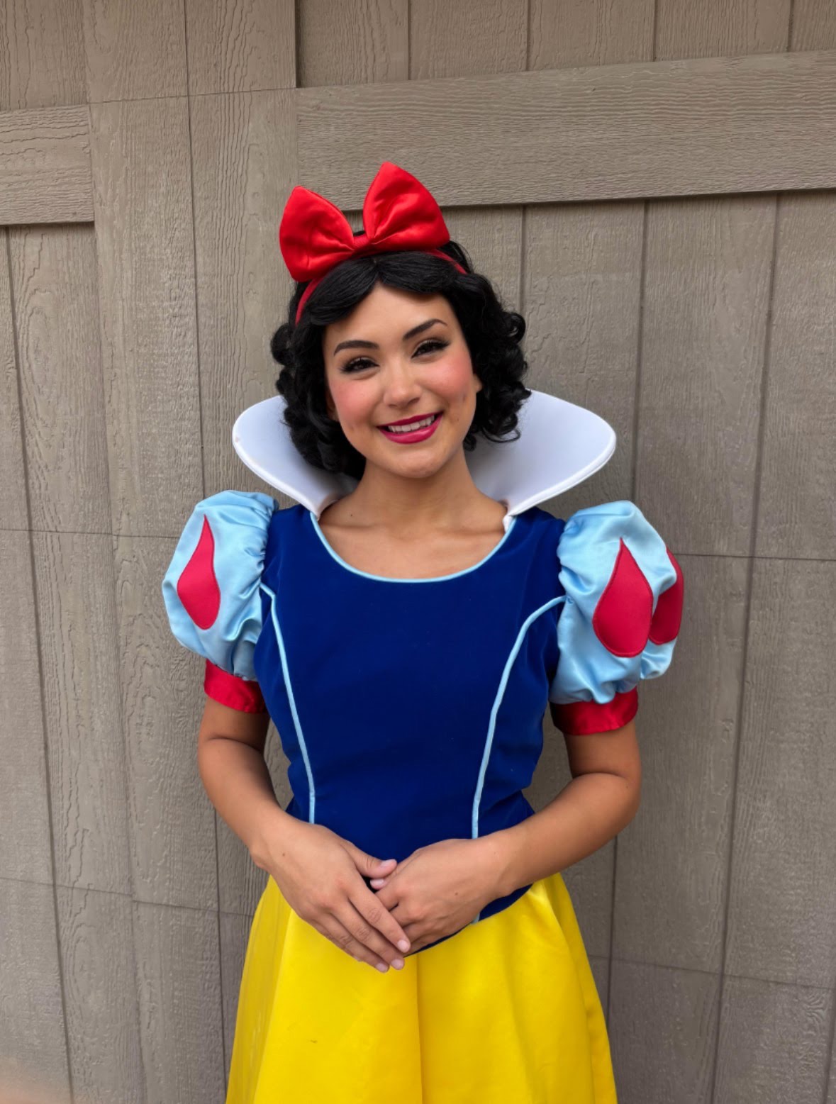 Snow White party entertainment